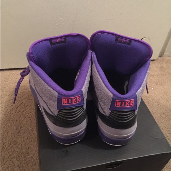 Air Jordan Retro 2 - Picture 3 of 4